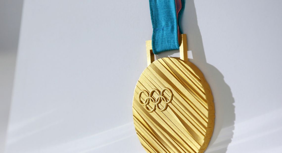 Gold_medal_of_the_2018_Winter_Olympics_in_in_Pyeongchang.jpg