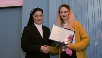 191207-susVolontera-110-Cut2W