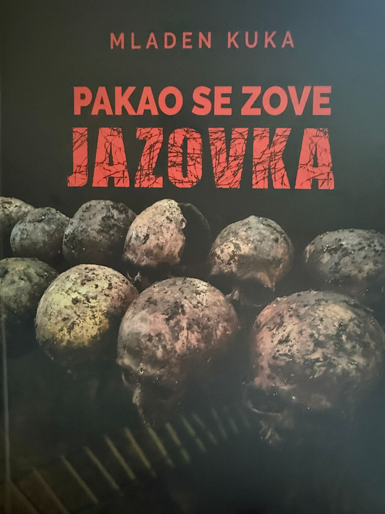 Knjiga Pakao se zove Jazovka