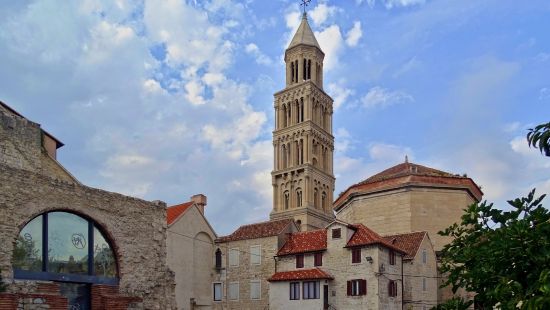 Sveta Misa: Split