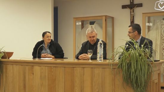 biskup-mrzljak-i-mediji