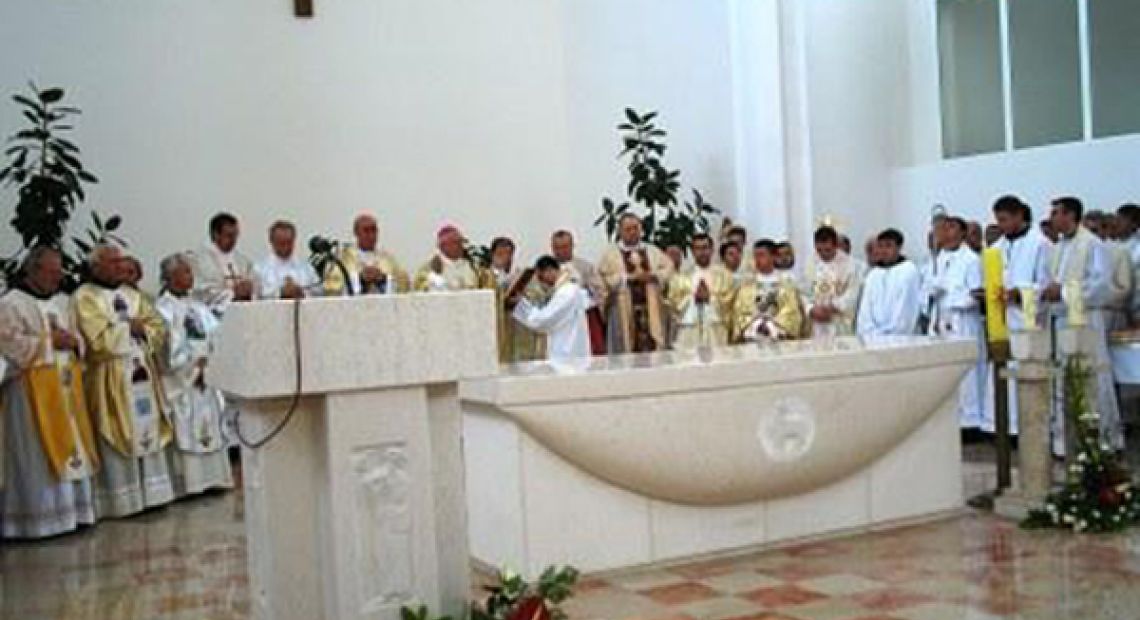 Kistanje-posveta-crkve.jpg