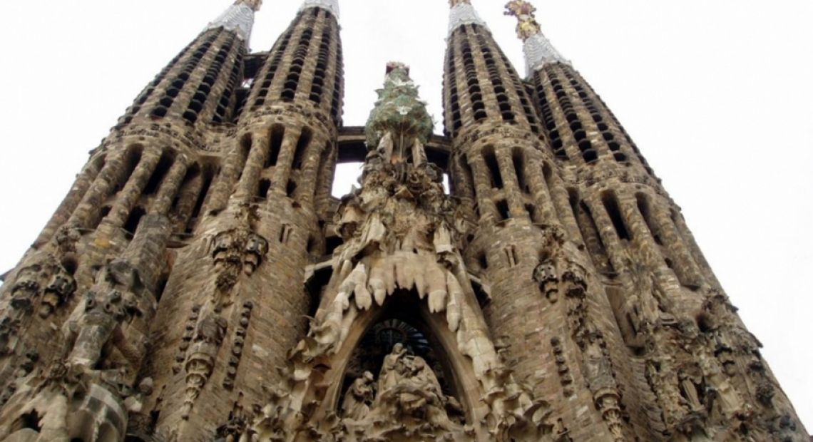 SAGRADA-FAMILIA.jpg
