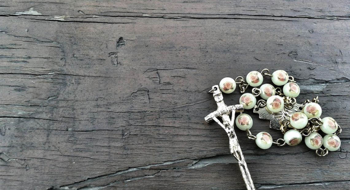 rosary-973781_960_720.jpg