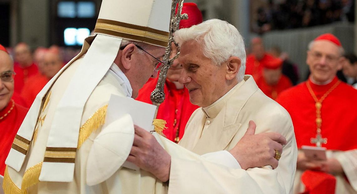 papst-benedikt-franziskus_h.jpg