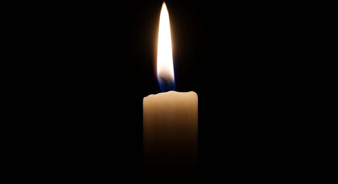 candle-2038736_1280.jpg