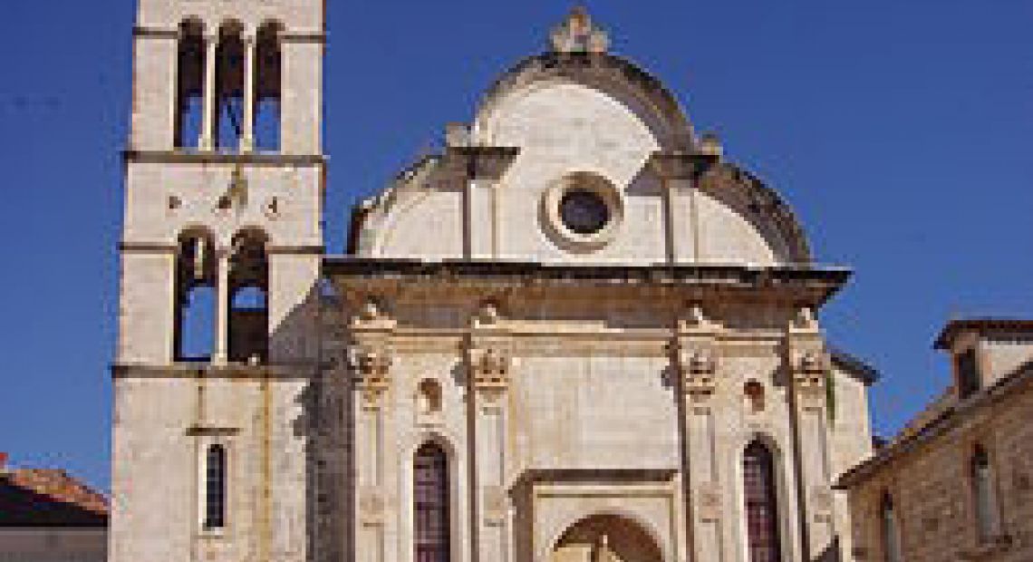 Hvar-church-1_St-_Stephen.jpg