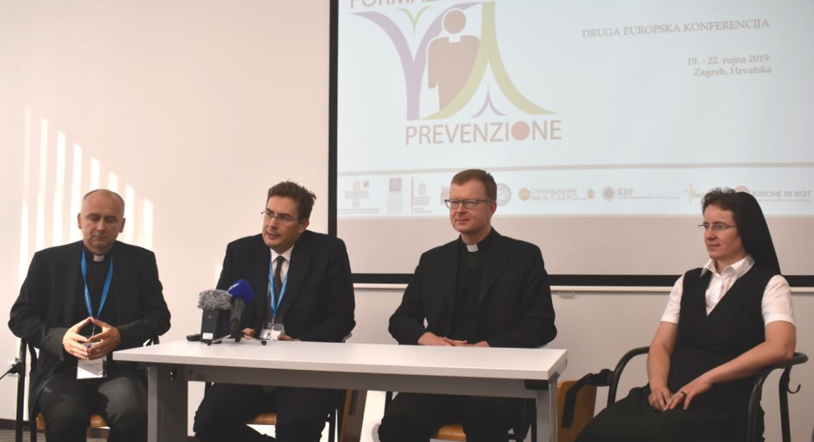 formationzagreb2019sub-press.jpg