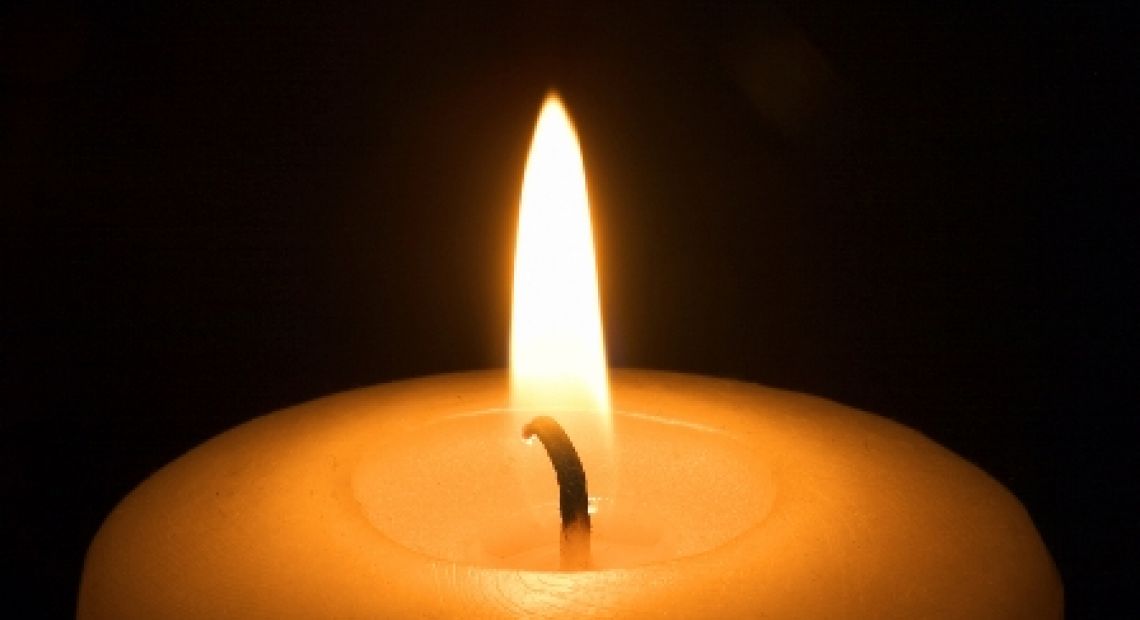 Candle1.jpg