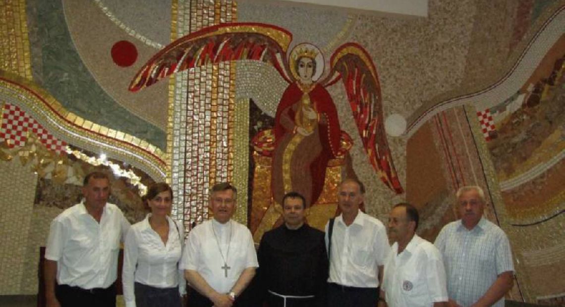 uoci-sinjske-alke1.jpg