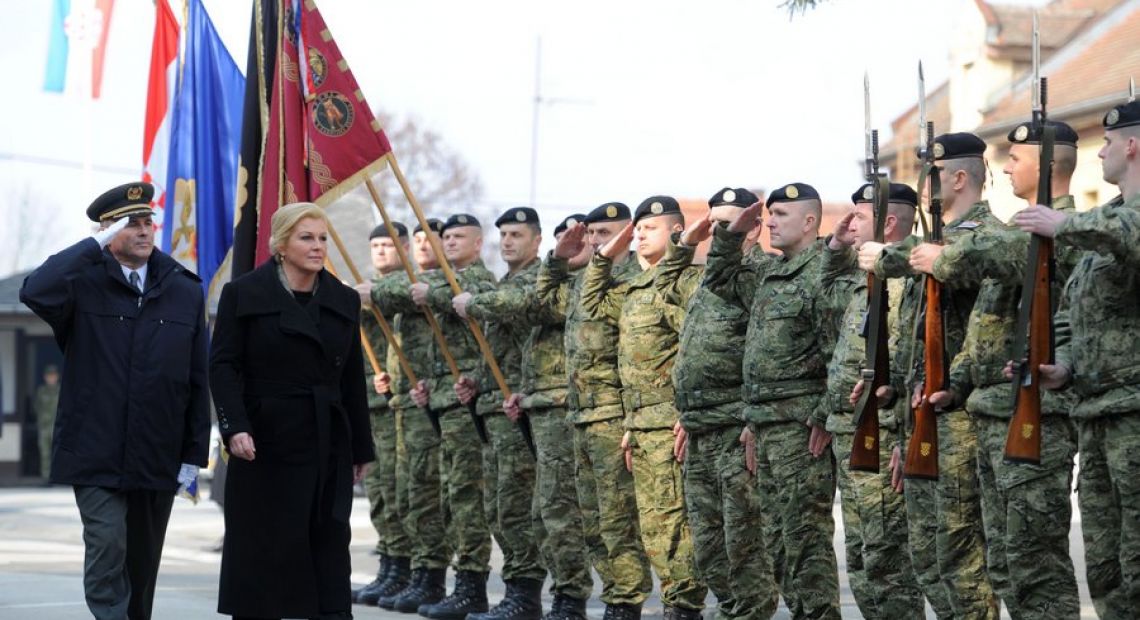 kolinda-oruzane.JPG