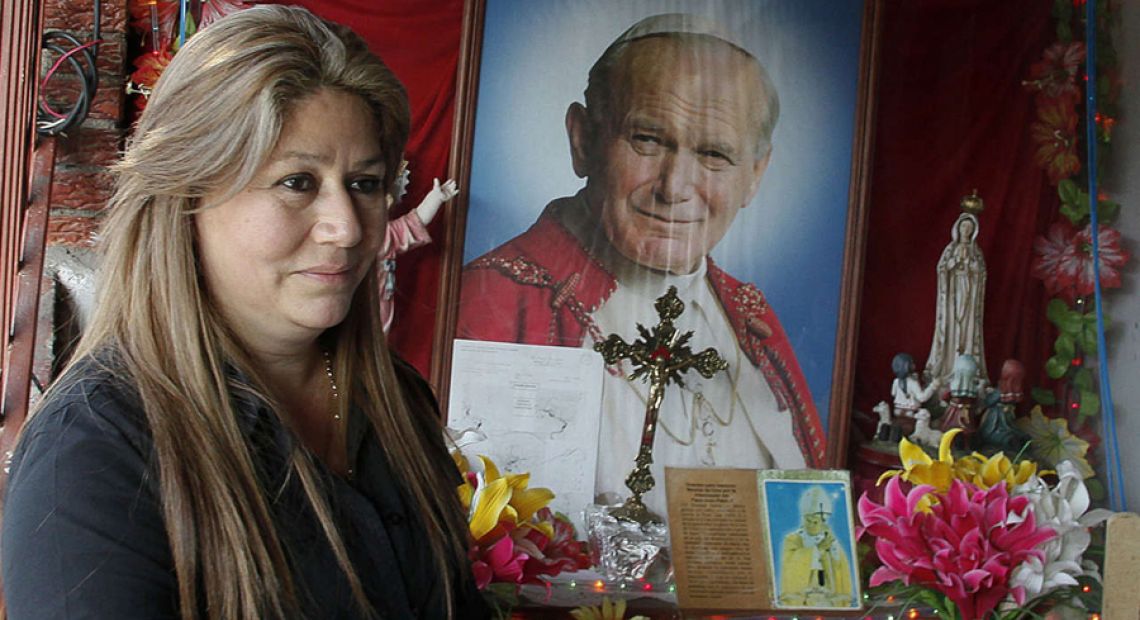 FLORIBETH-MORA-DIAZ.jpg