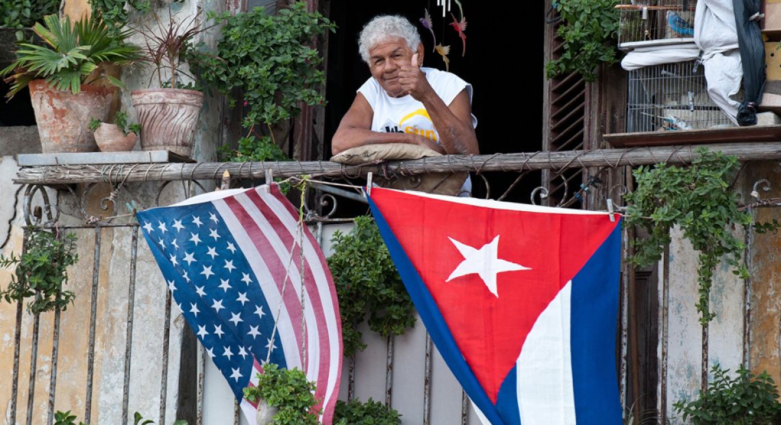 cuba-united-states-flags.jpg