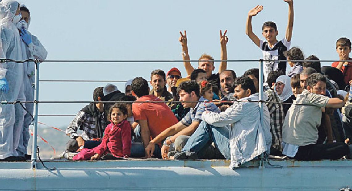 imigranti_678495S1.jpg