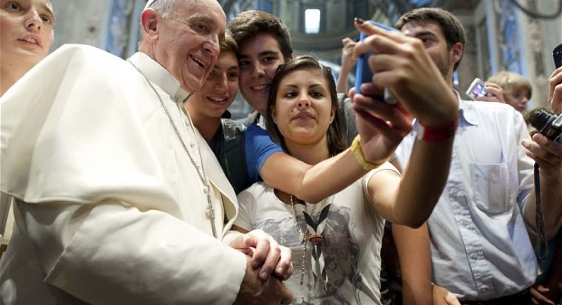 pope-francis-young_2659287b.jpg