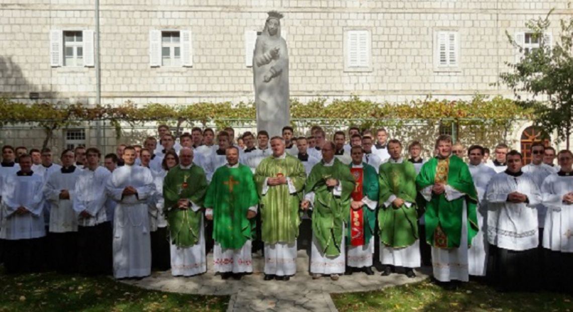 Bogoslovi_23.jpg