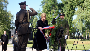 Kolinda_Mirogoj_vijenci
