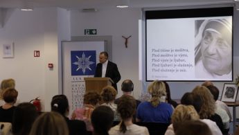 thumbnail_Predavanje_ dr. David Oliver_ rektor HKS-a prof. dr. sc. Tanjić