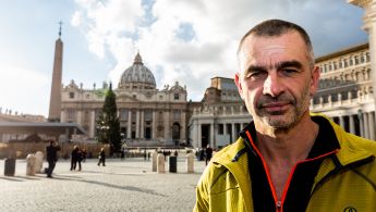 20181122_Christmas-tree-and-Nativity-Scene-at-Vatican-City_Andrea-Maroe-president-of-GIANT-TREES-FOU