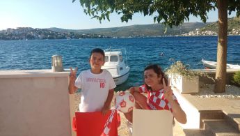 36789682_1887231471300409_4677564726484402176_o