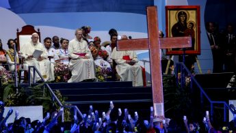 20190125_Campo-S-Maria-la-Antigua_-Via-Crucis-with-young-people_Daniel-Ibanez_3