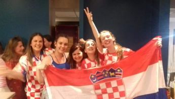 36948354_2114114915477451_9222121690270531584_n