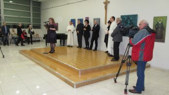 002 Voditeljica Tanja Baran