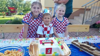 Ekipa-iz-Krasica-uz-Vatrene!