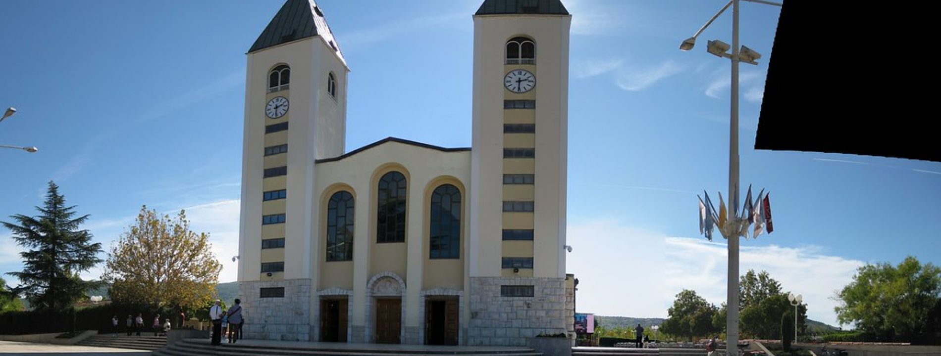 Krunica, sveta Misa i klanjanje: Međugorje
