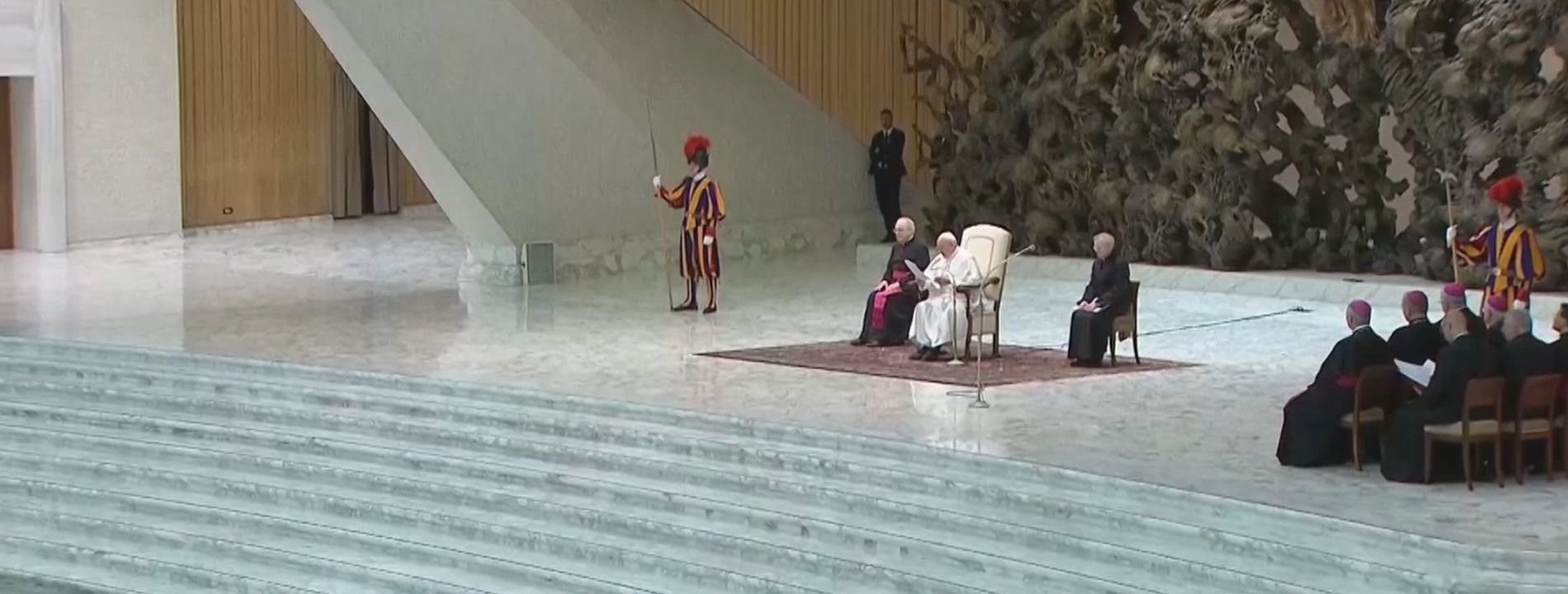 papa-dvorana-opca-audijencija