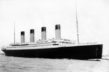 800px-RMS_Titanic_3.jpg