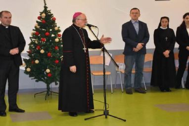 bozicni-domjenak-pozeska.jpg