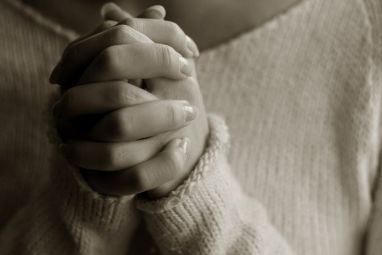 Woman-Praying1.jpg
