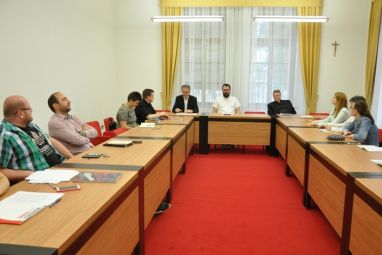 thumbnail_24-05_sjednica_mladi1.jpg