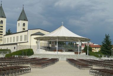 Sveta Misa i klanjanje: Međugorje