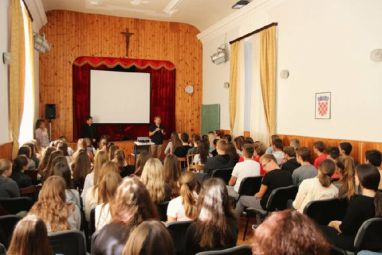 ivan-dikic-prof.jpg