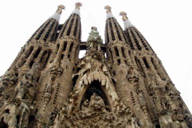 SAGRADA-FAMILIA.jpg