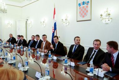 PXL_230116_12537167.jpg