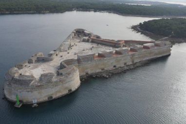 sibenik-tvrđava.jpg