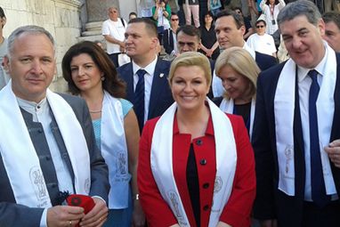 kolinda-split.jpg