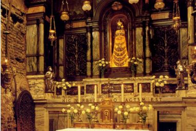 loreto-altar.jpg