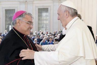 papa-franjo-i-biskup-semeraro.jpg