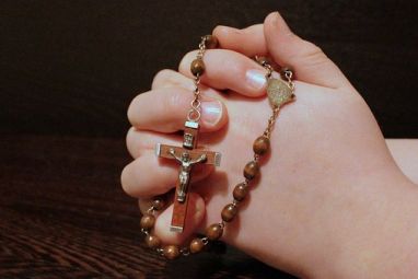 rosary-1211064__340.jpg
