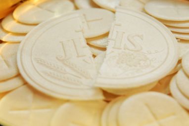 Eucharistic-Bread.jpg