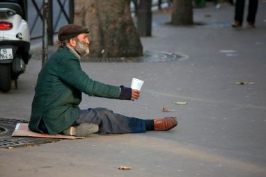 The_Homeless,_Paris.jpg