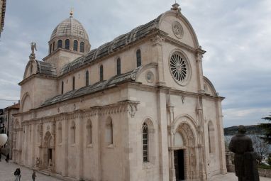Sibenik_katedrala.jpg