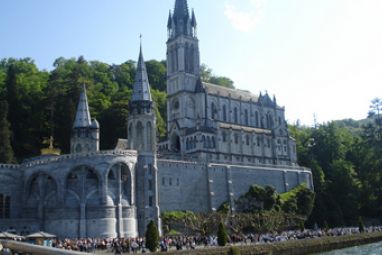 lourdes3.jpg