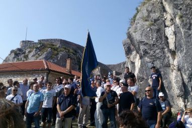 kninska-tvrđava.jpg