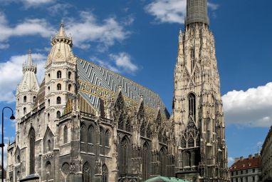 _Wien_-_Stephansdom.jpg