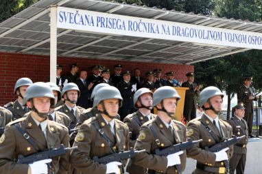 svecana-prisega_01.jpg